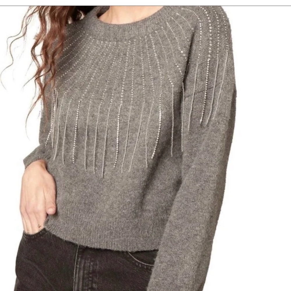 BB Dakota Gray Crew Neck Sweater with Ribbed Details